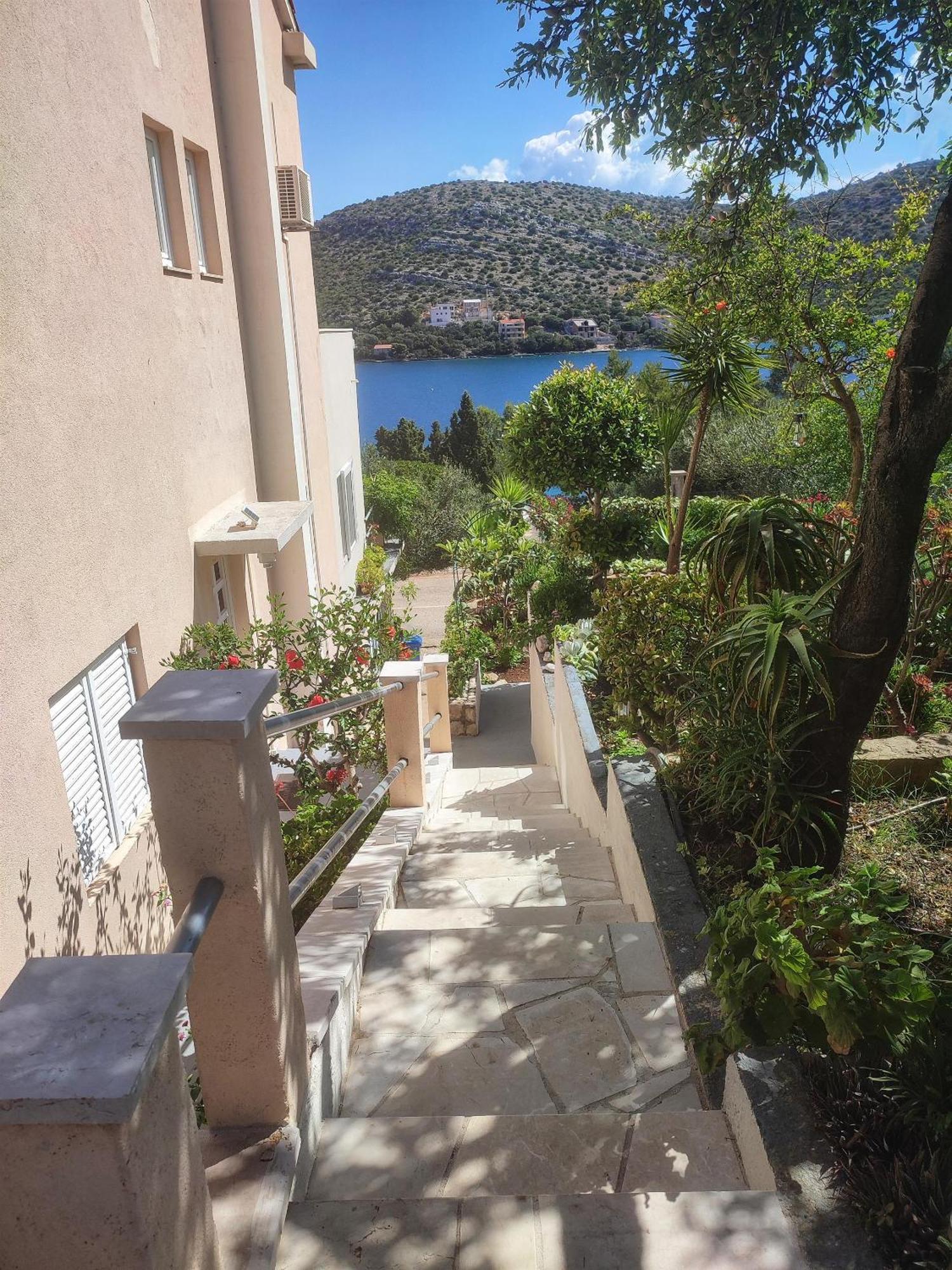 Apartments Vesna Lastovo Esterno foto